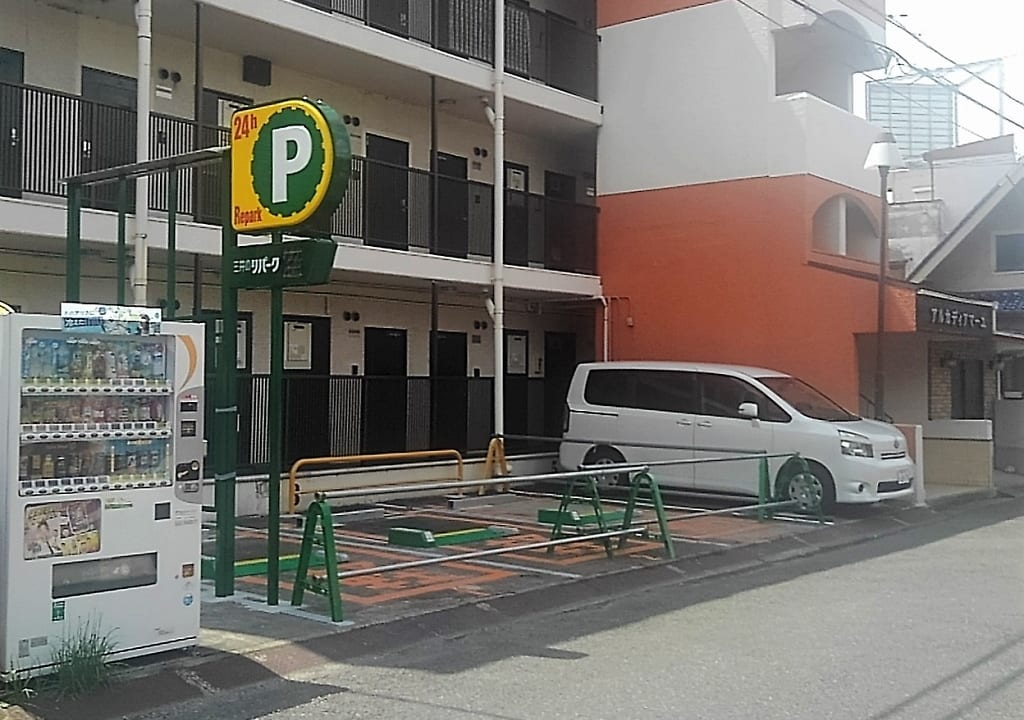 工事中の駐車場