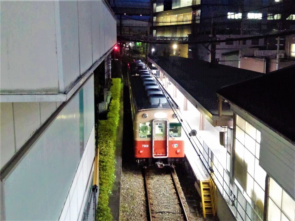 夜の武庫川駅