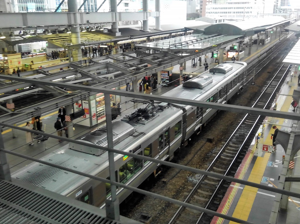 大阪駅の区間快速