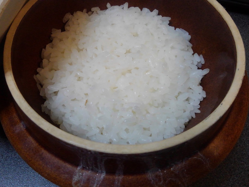 釜めしの釜で炊いた米