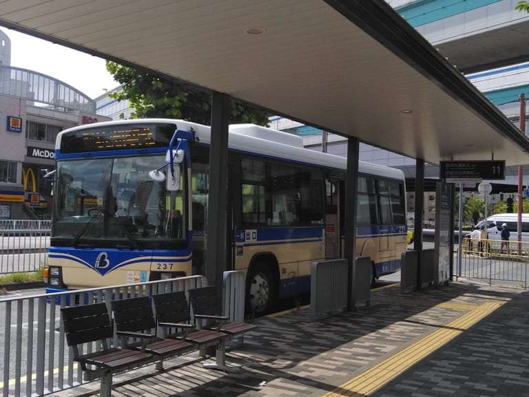 阪神杭瀬駅北行きのバス