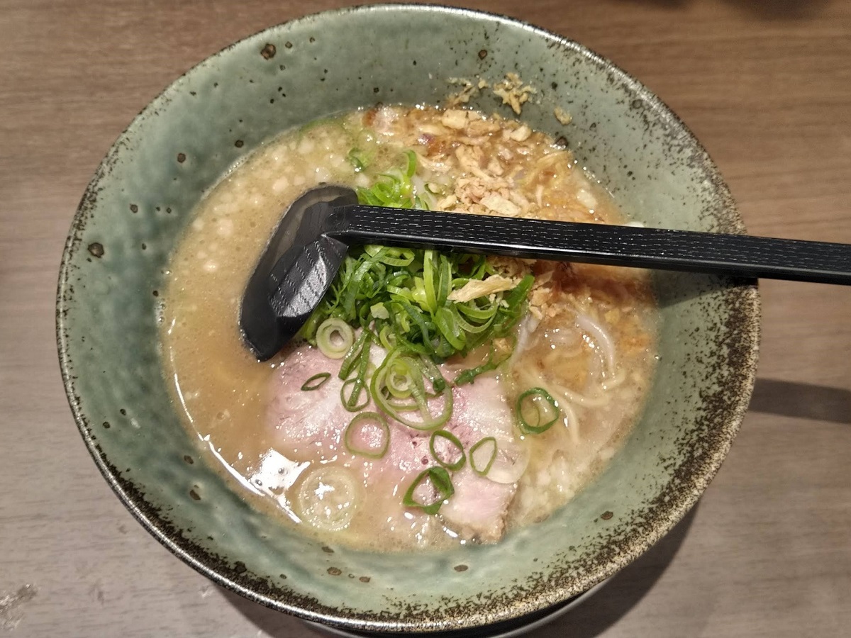 とんこつラーメン