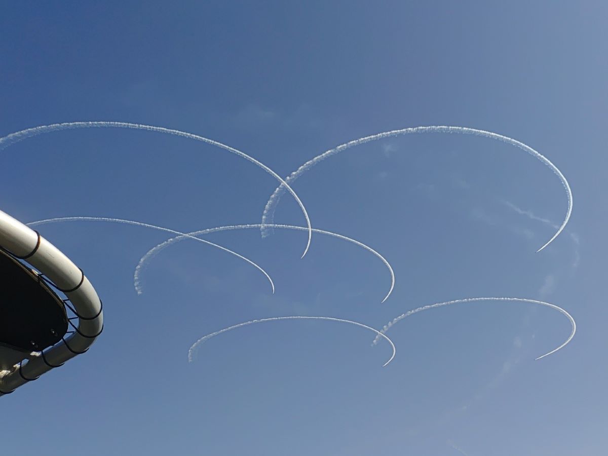 ブルーインパルス