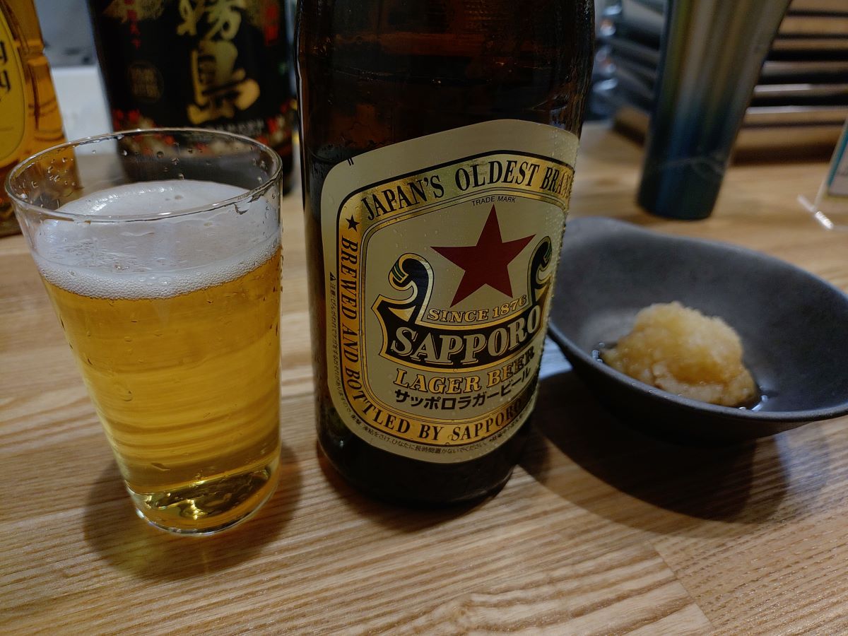 突き出しとビール